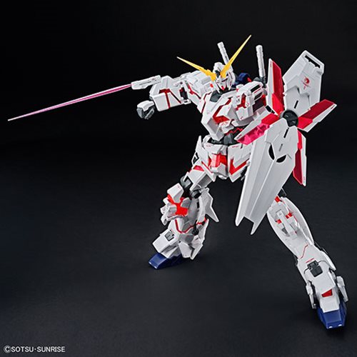 Gundam UC Unicorn Gundam Destroy Mode Mega Size Model Kit