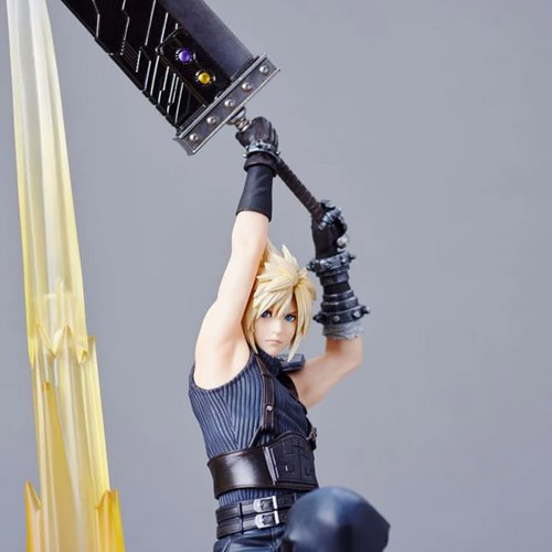 Square Enix Final Fantasy VII Rebirth Cloud Strife Statuette