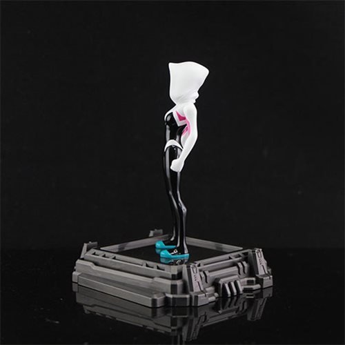 Marvel Spider-Gwen Super Hero Illuminate Gallery Statue